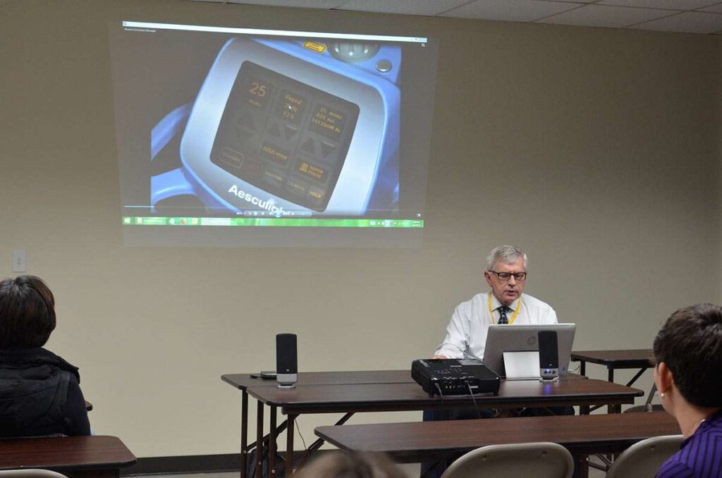 LightScalpel Open House 2018 - David Duclos, DVM